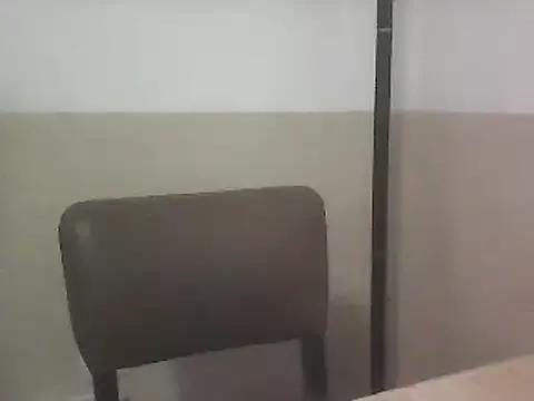 Popinasq from StripChat