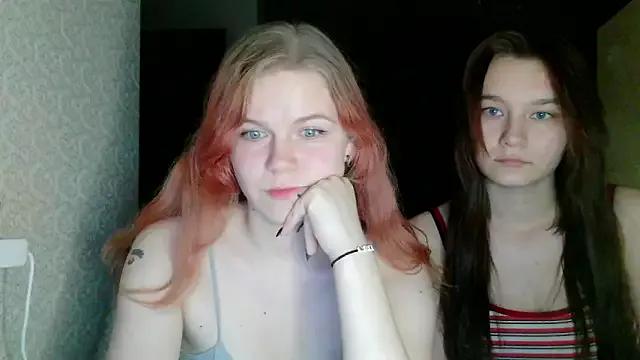 Poppy_sun from StripChat is Freechat