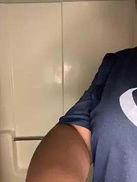 PoppyLuxe from StripChat