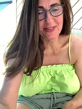 PreciousKittyXO from StripChat is Freechat