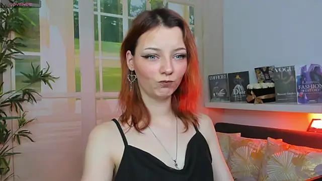 Discover our girls online shows and discover the company of countless livestreamers, with stunning shapes, sex toys and more.