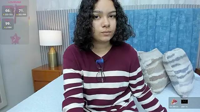 pretty_sunlight_ from StripChat is Freechat