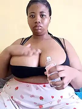 Prettyboobiesx from StripChat is Freechat