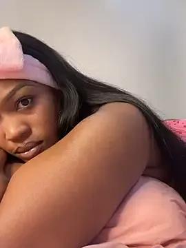 PrincessDreamm from StripChat is Freechat