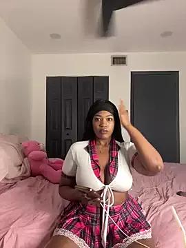PrincessDreamm from StripChat is Freechat