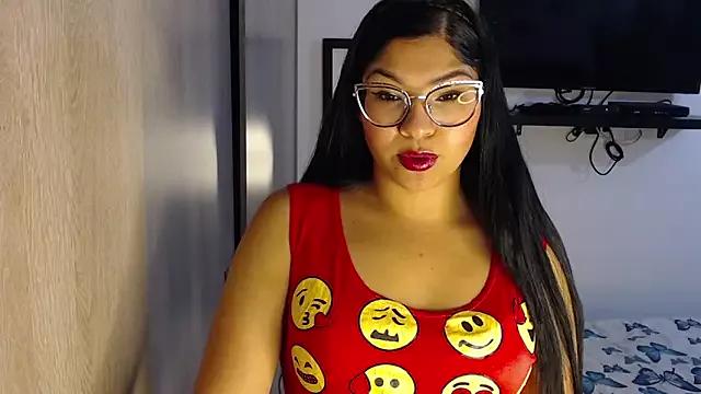 Prins_jazmin from StripChat is Freechat