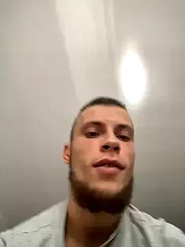 PUER4IK webcams show profile image 