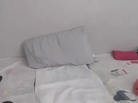 PurpleiceXX from StripChat