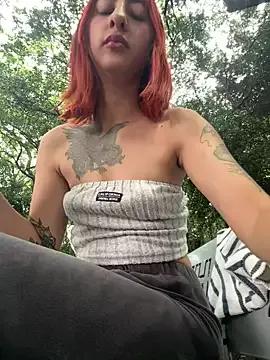 PurpleLinn from StripChat