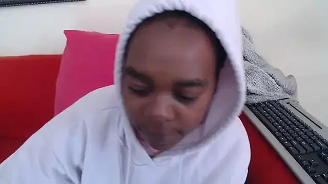 PUSSYDOLLY from StripChat