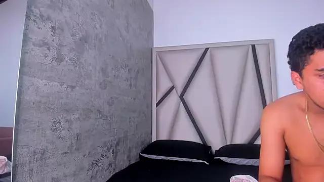 queen-090 from StripChat
