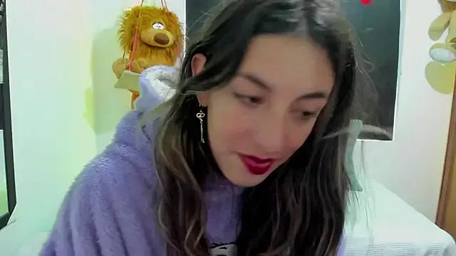 queen-natty from StripChat