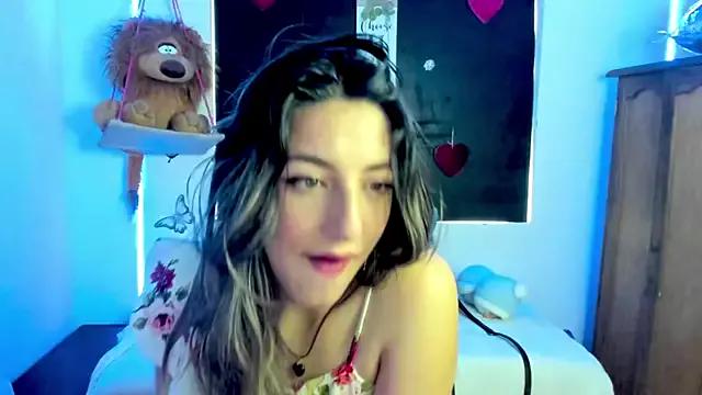 queen-natty from StripChat