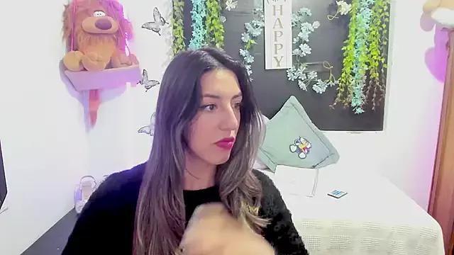 queen-natty from StripChat