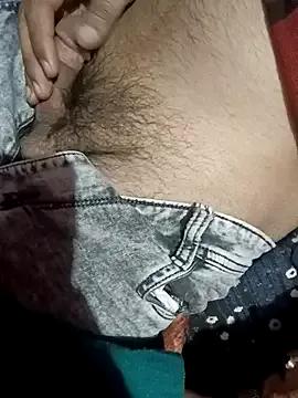 QUEEN-X-CPL from StripChat