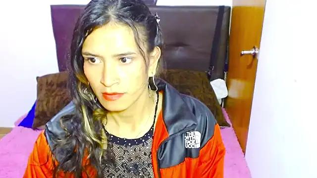 Queen_camila from StripChat