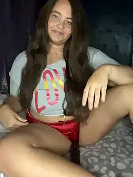 Queen_CamiXO from StripChat