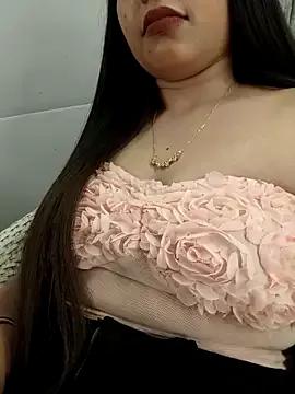 Queen_Divya from StripChat