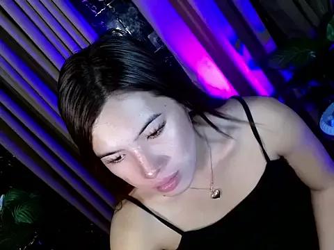 Queen_kendalx19 from StripChat