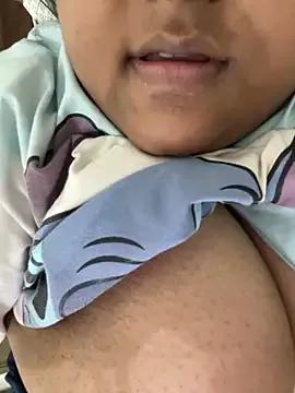 queen_sakhi24 from StripChat