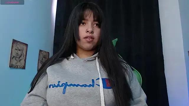 queen_salomme from StripChat