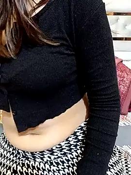 Queen_shakhi from StripChat