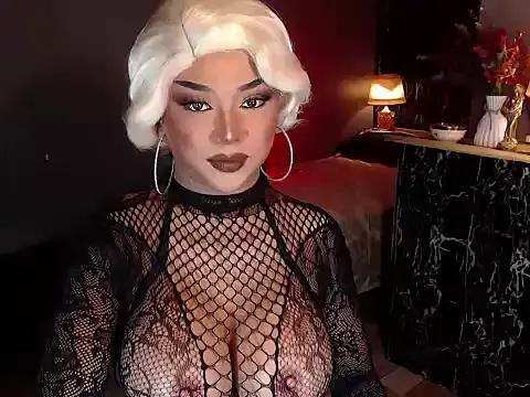 QueenCelesteMonroe from StripChat