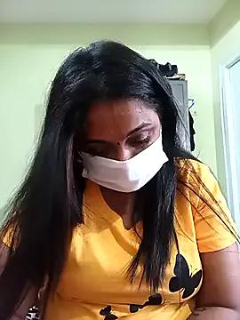 queendivya from StripChat