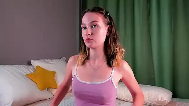QueenieHathaway from StripChat