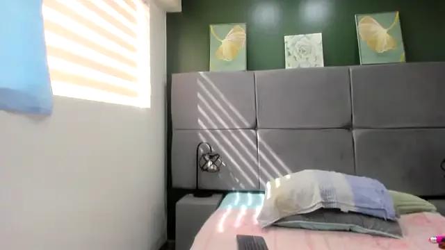 QueenMatturex from StripChat