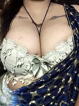 QUEENOF_LUST from StripChat is Freechat