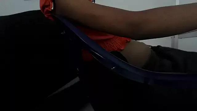 QueenYembo69 from StripChat