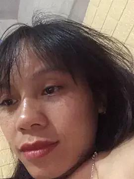 QuingLin from StripChat is Freechat