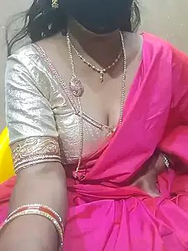 Raashi369 from StripChat