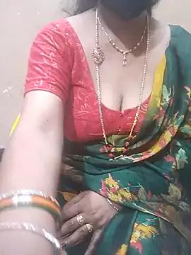 Raashi369 from StripChat