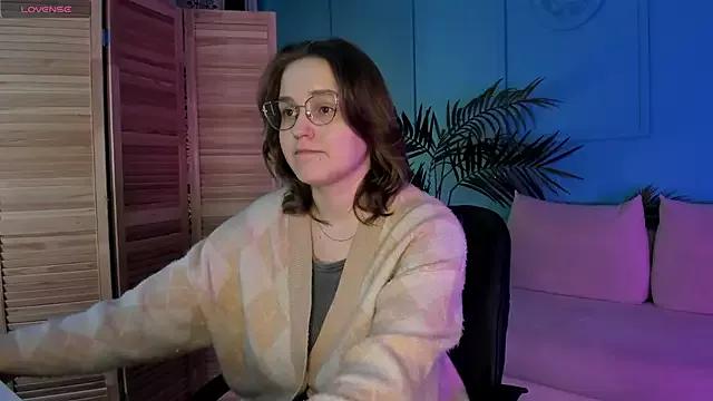 Rada_Woods from StripChat