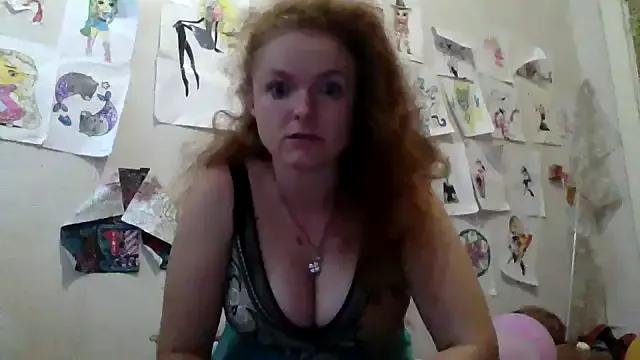 Rae_Jeannie from StripChat is Freechat
