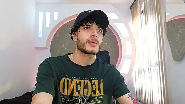 Rafael_Mendezz from StripChat