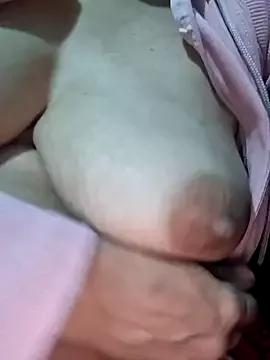 Rahaf11 from StripChat