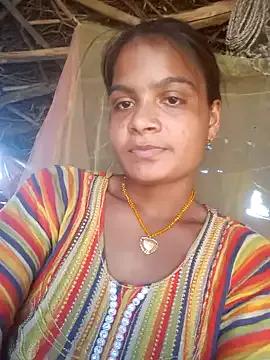 Rani12A from StripChat is Freechat