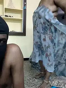 Rathi22 webcams show profile image 