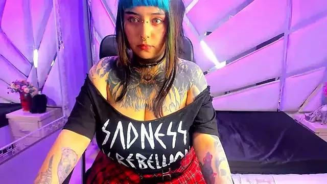 RavenCeleste_ from StripChat is Freechat