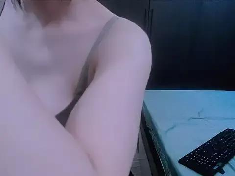 Photos of ravy_kim from StripChat is Freechat