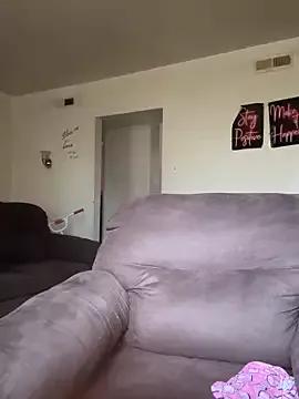 Realwetpussy from StripChat is Freechat