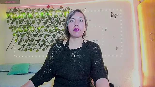 rebecca09_sexy from StripChat
