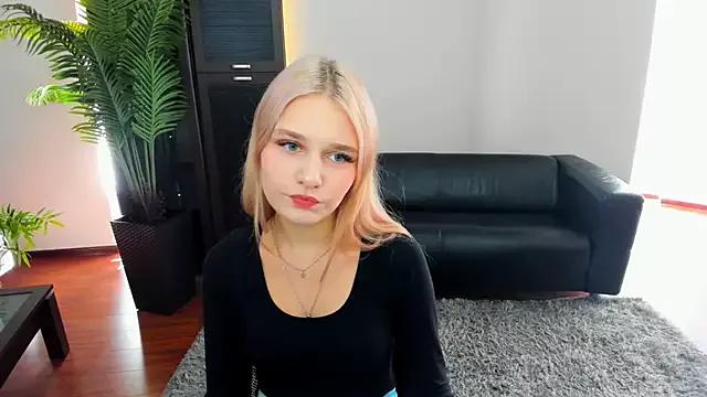 RebeccaChamb from StripChat