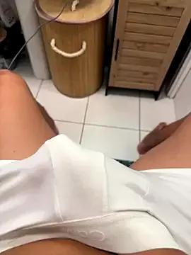 RebeuHetero12 webcams show profile image 