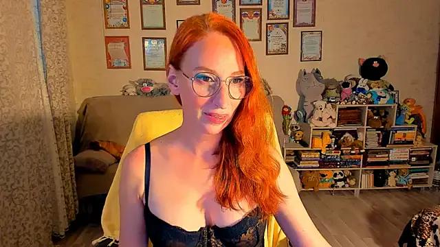 Discover our girls online shows and discover the company of countless livestreamers, with stunning shapes, sex toys and more.