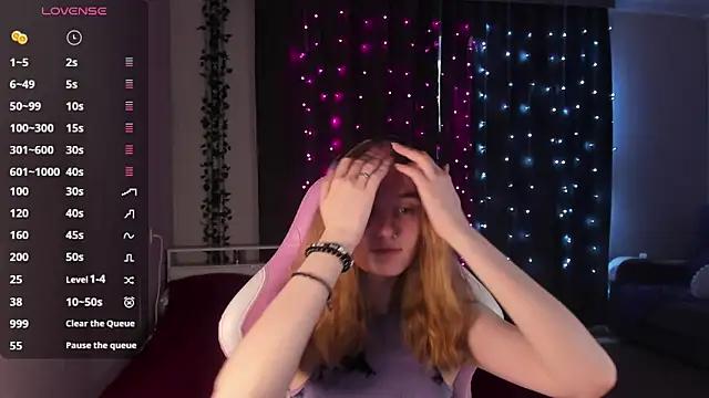 ReddHotPipper from StripChat