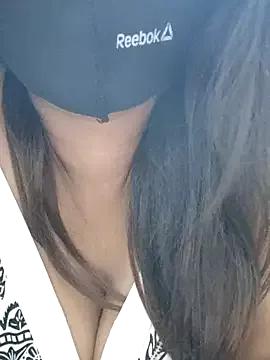 Reena_queen from StripChat